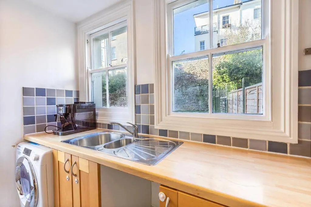 布赖顿Victorian Flat Close To Station With Large Garden公寓