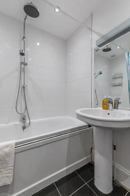 布赖顿Victorian Flat Close To Station With Large Garden公寓 公寓 布赖顿
